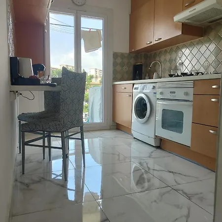 Spacieux 3 Et Balcon *