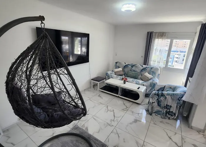 Spacieux 3 Et Balcon דירה *