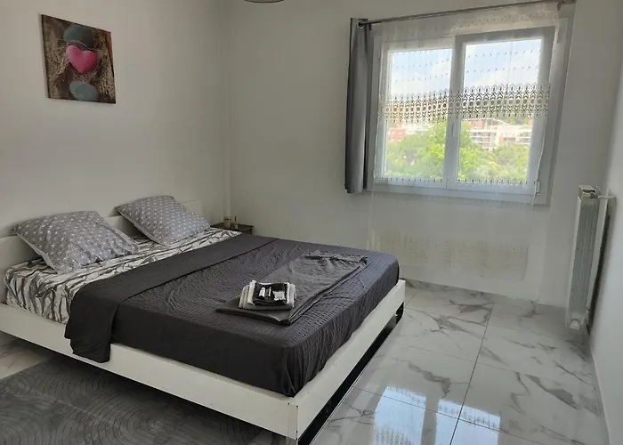 Appartement Spacieux 3 Et Balcon *