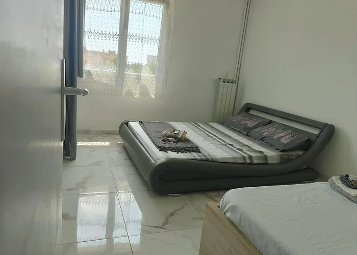 Spacieux 3 Et Balcon شقة *